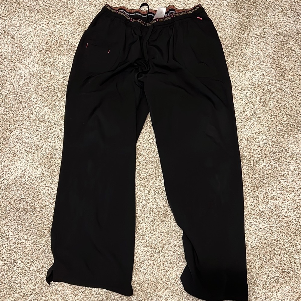 2xl petite heart and soul scrub pants